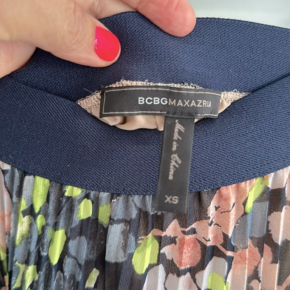 BCBGMaxAzria Maxi Multi Color Pleated Lined Skirt Size XS - Picture 4 of 6